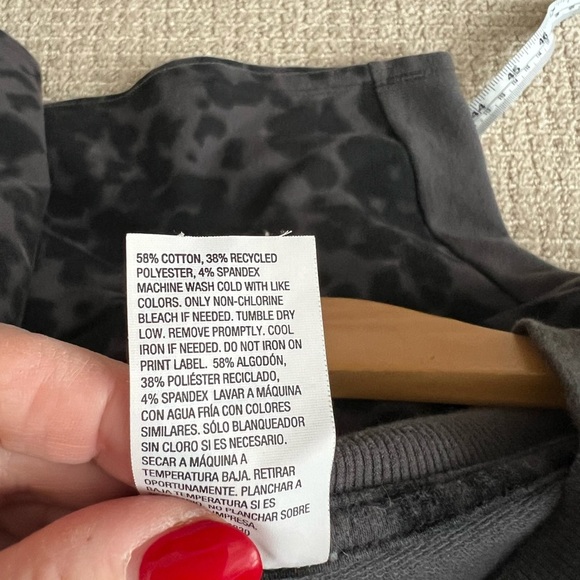 Women’s size extra large, black and gray cheetah sweatshirt from target. - Picture 5 of 5